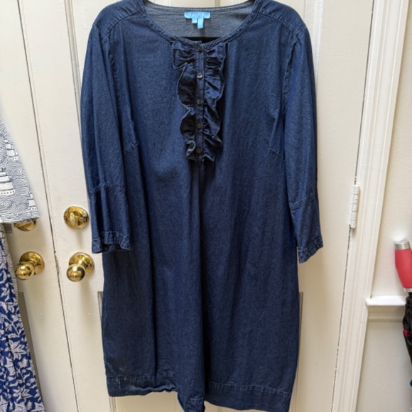 Draper James NWOT Denim Shift Dress with Ruffle Placket - Picture 1 of 2
